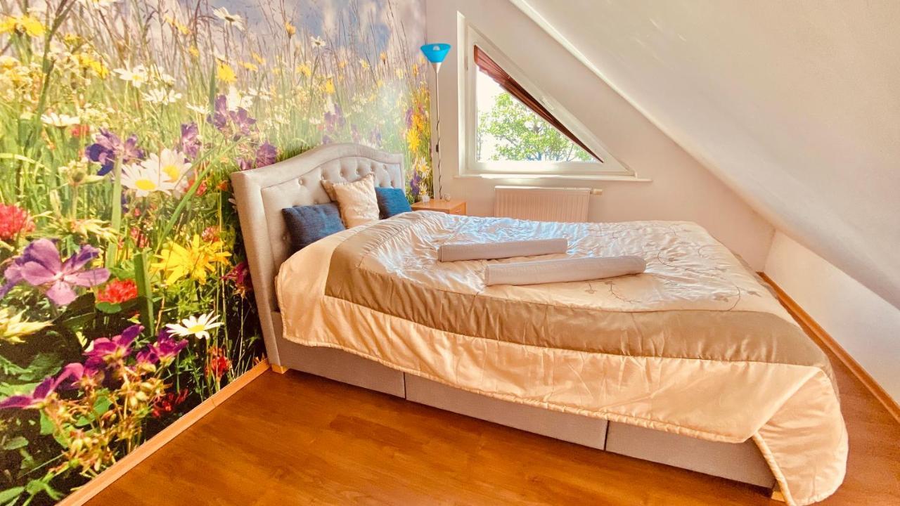 Sonnige Maisonette-Wohnung Mit Blick Auf Die Bucht Dziwnów Exterior foto
